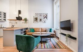 A32 Boutique Apartments, Best Location By Bqa